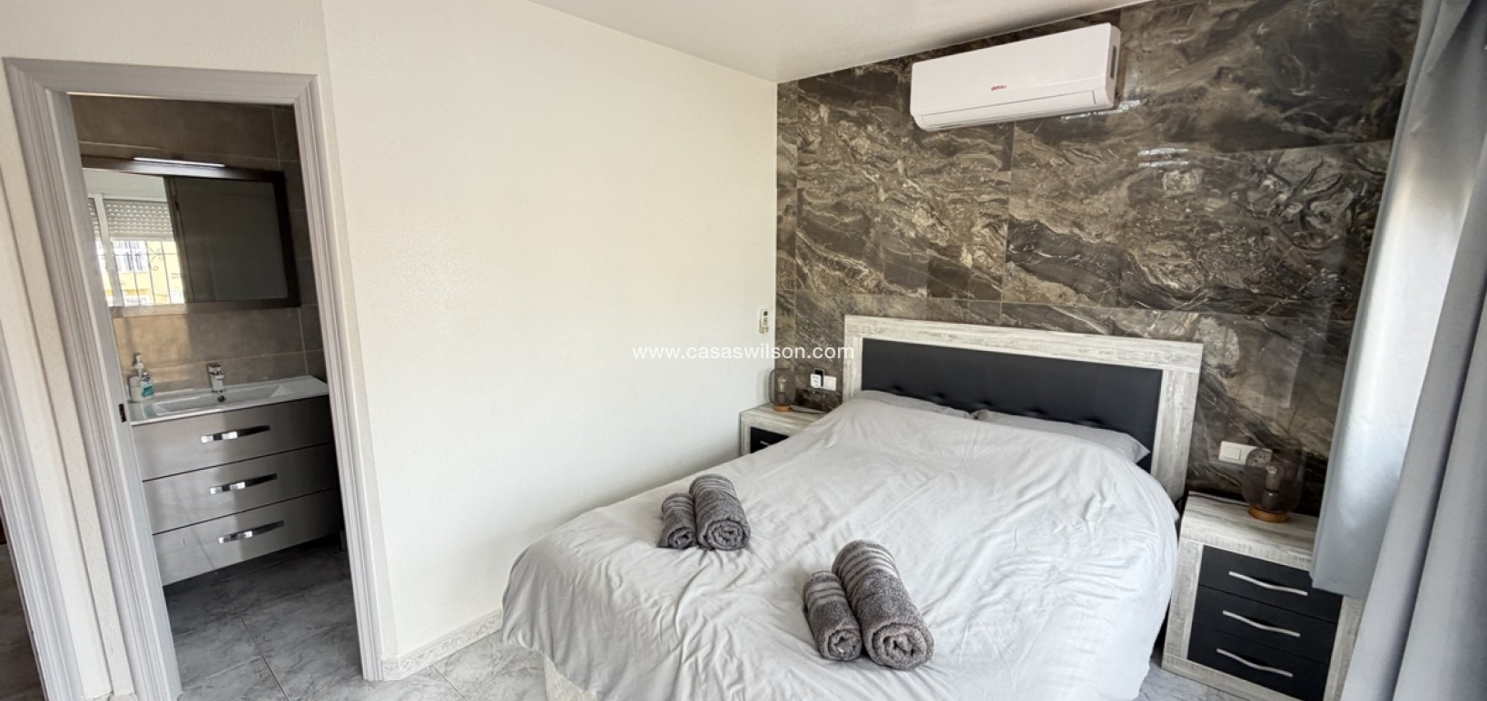 Bestaande bouw - Villa - Villamartin - Villamartín