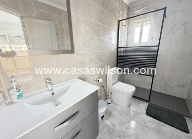 Bestaande bouw - Villa - Villamartin - Villamartín