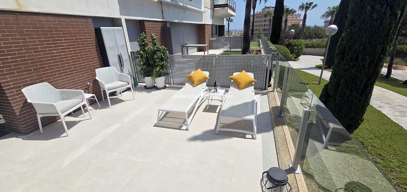 Sale - Apartment - Villamartin - Costa Blanca