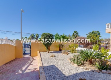 Sale - Bungalow - Torrevieja - La Siesta - El Salado - Torreta