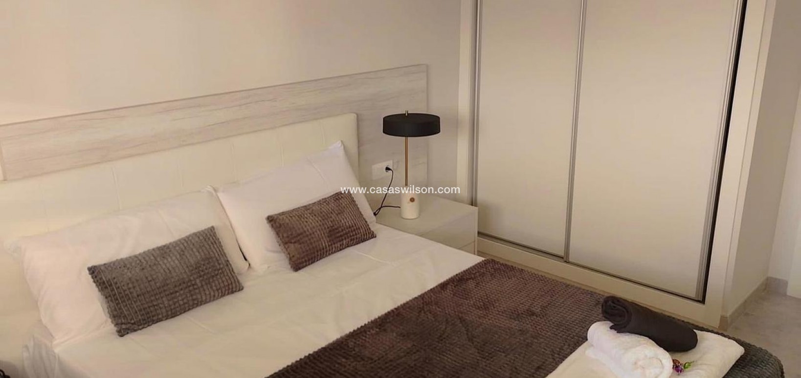 Sale - Apartment - Villamartin - Costa Blanca