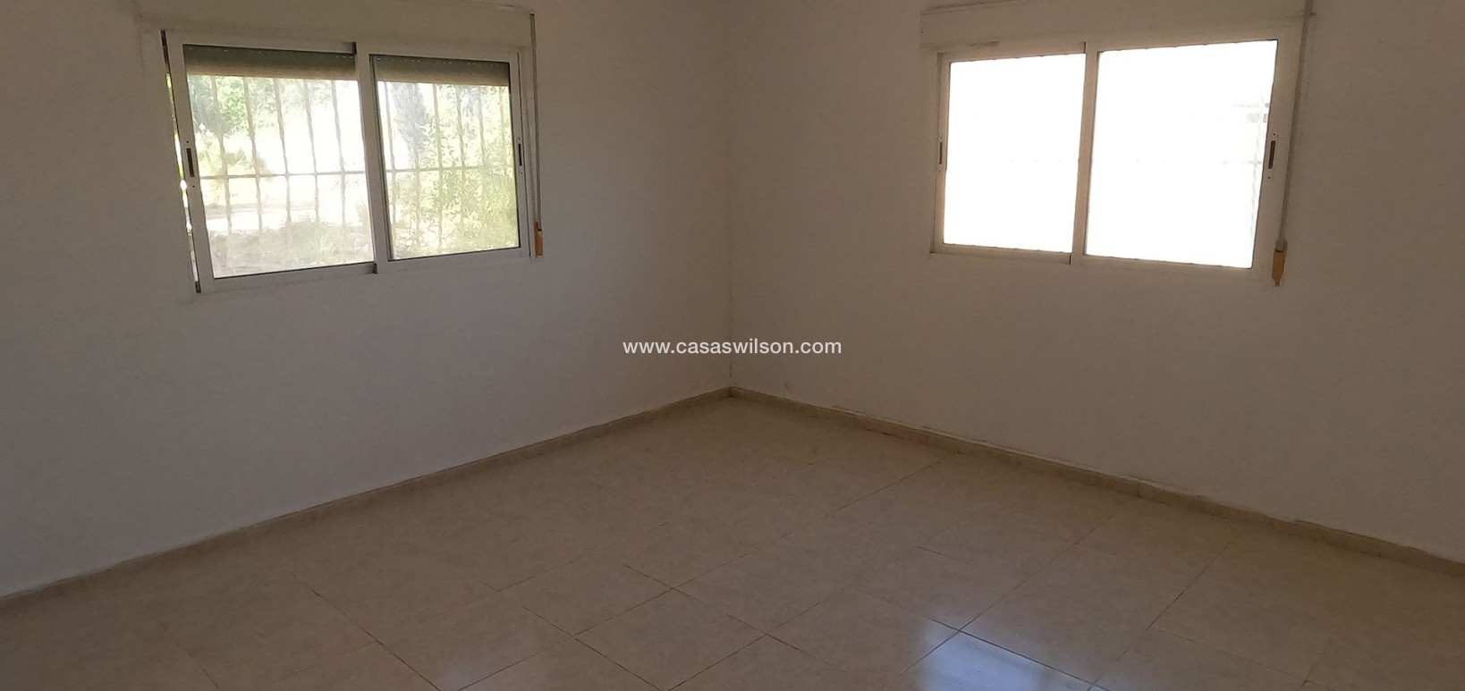 Sale - Villa - Dolores