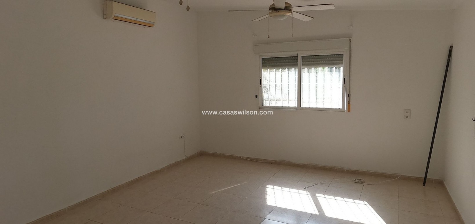 Sale - Villa - Dolores