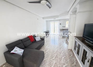 Sale - Townhouse - Villamartin - Villamartín