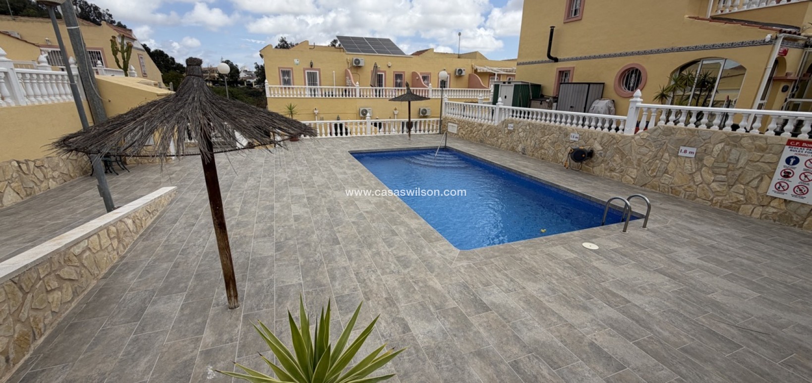 Sale - Townhouse - Villamartin - Villamartín