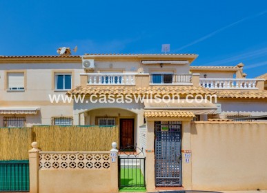 Sale - Bungalow - Torrevieja - Aguas Nuevas
