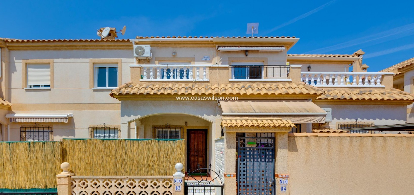 Sale - Bungalow - Torrevieja - Aguas Nuevas