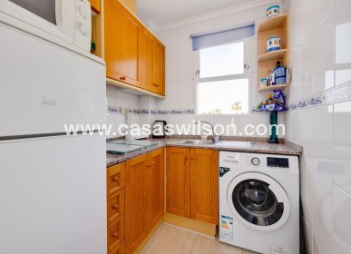 Sale - Bungalow - Torrevieja - Aguas Nuevas