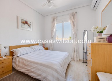Sale - Bungalow - Torrevieja - Aguas Nuevas