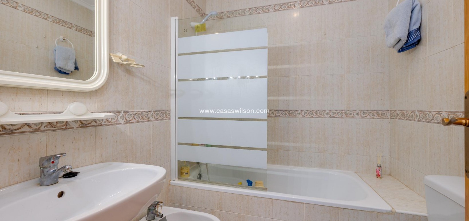 Sale - Bungalow - Torrevieja - Aguas Nuevas