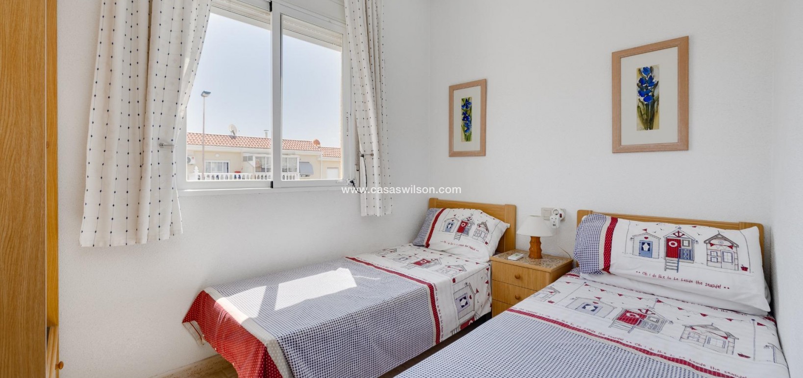 Sale - Bungalow - Torrevieja - Aguas Nuevas