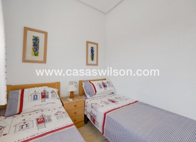 Sale - Bungalow - Torrevieja - Aguas Nuevas