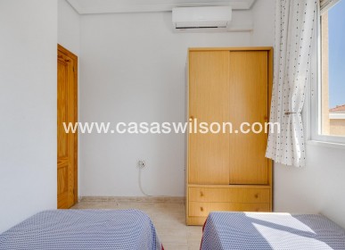 Sale - Bungalow - Torrevieja - Aguas Nuevas