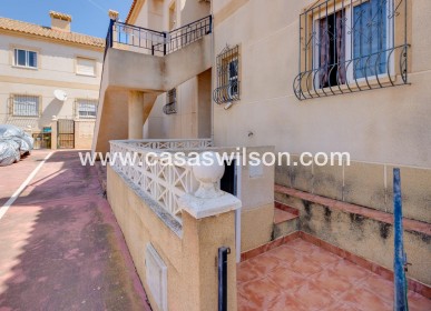Sale - Bungalow - Torrevieja - Aguas Nuevas