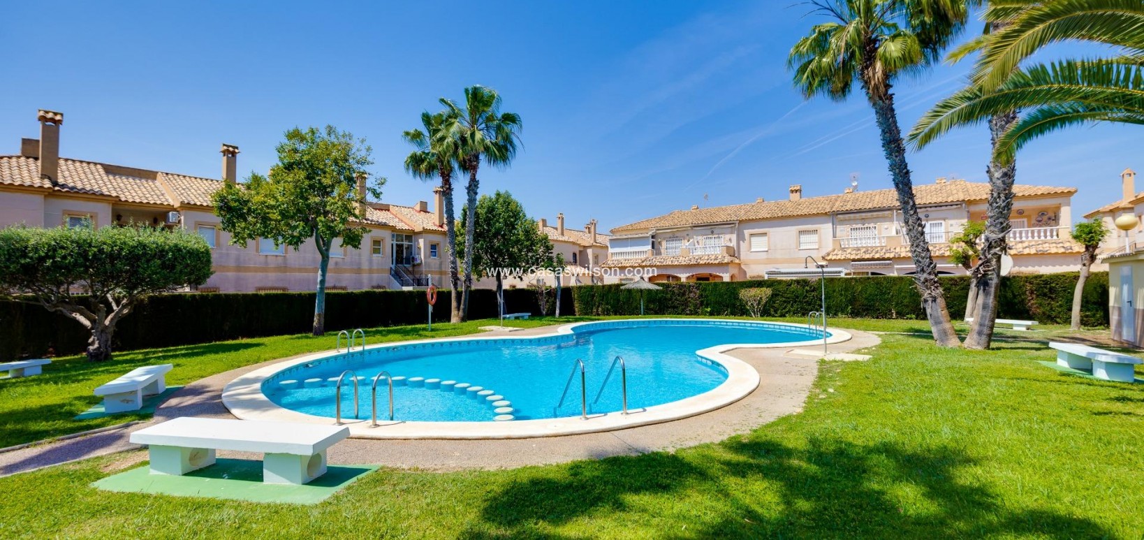 Sale - Bungalow - Torrevieja - Aguas Nuevas