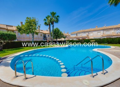 Sale - Bungalow - Torrevieja - Aguas Nuevas
