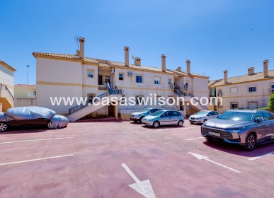 Sale - Bungalow - Torrevieja - Aguas Nuevas