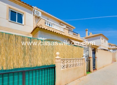 Sale - Bungalow - Torrevieja - Aguas Nuevas