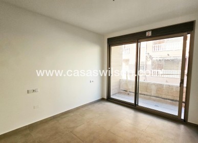 Venta - Apartamento - Torrevieja - Paseo maritimo