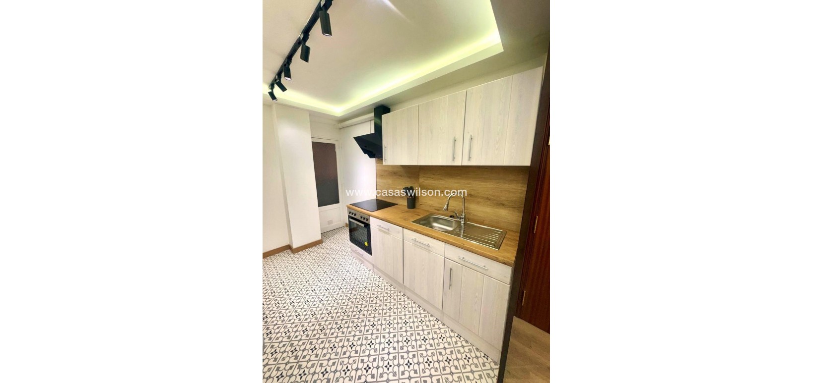 Sale - Apartment - Torrevieja - Centro - Muelle Pesquero