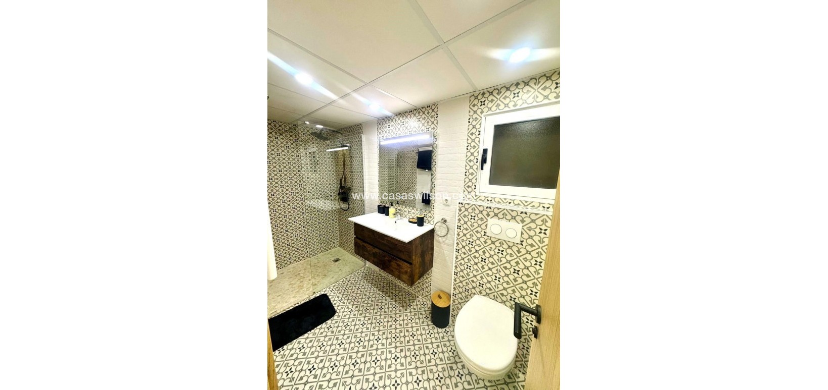 Sale - Apartment - Torrevieja - Centro - Muelle Pesquero