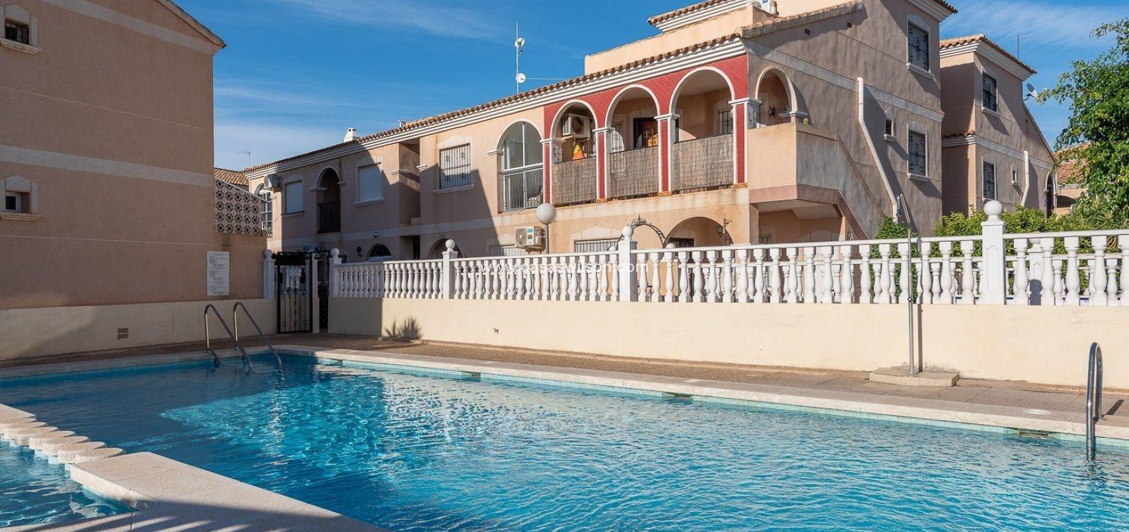 Sale - Bungalow - Orihuela Costa - La Regia