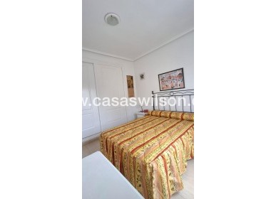Sale - Apartment - Torrevieja - La Mata