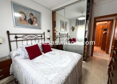 Sale - Bungalow - Torrevieja - Aguas Nuevas