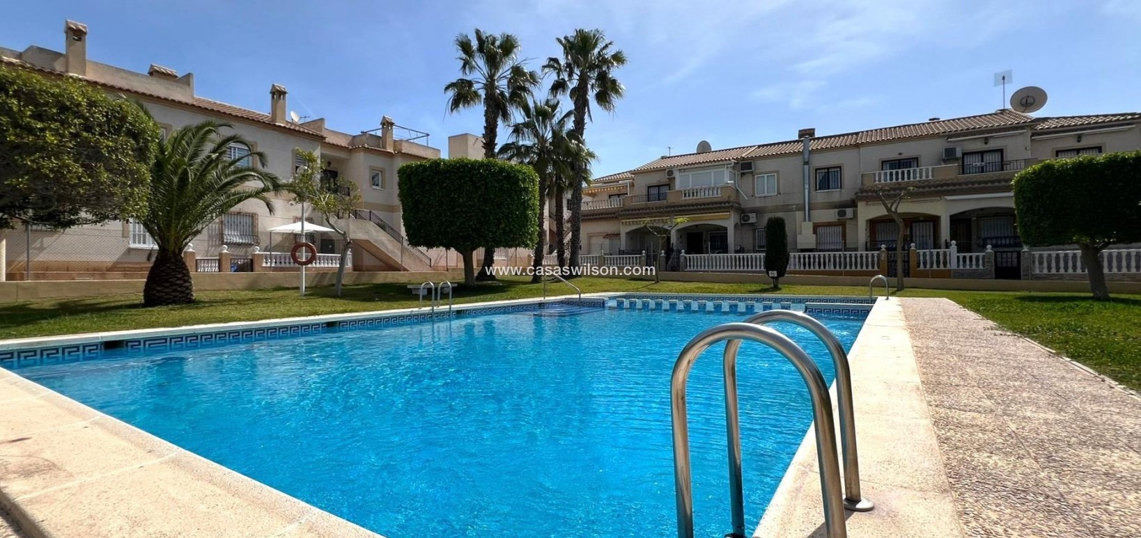 Sale - Bungalow - Torrevieja - Aguas Nuevas