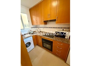 Sale - Villa - Torrevieja - Centro