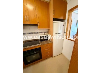 Sale - Villa - Torrevieja - Centro