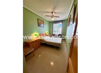 Sale - Villa - Torrevieja - Centro