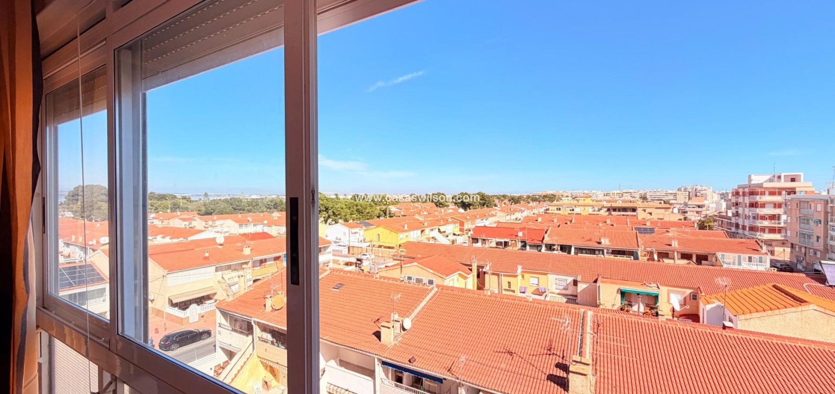 Sale - Apartment - Torrevieja - Playa de los Naufragos
