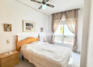 Sale - Apartment - Torrevieja - Acequion