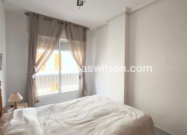 Sale - Apartment - Torrevieja - Acequion