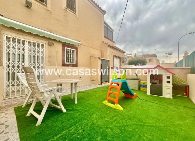 Sale - Bungalow - Torrevieja - Paraje Natural