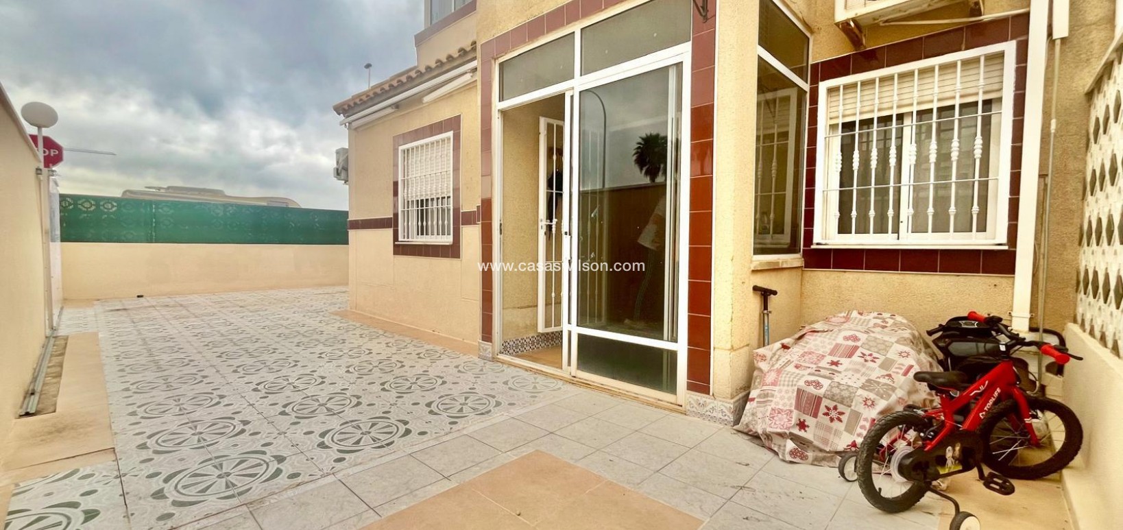 Sale - Bungalow - Torrevieja - Paraje Natural