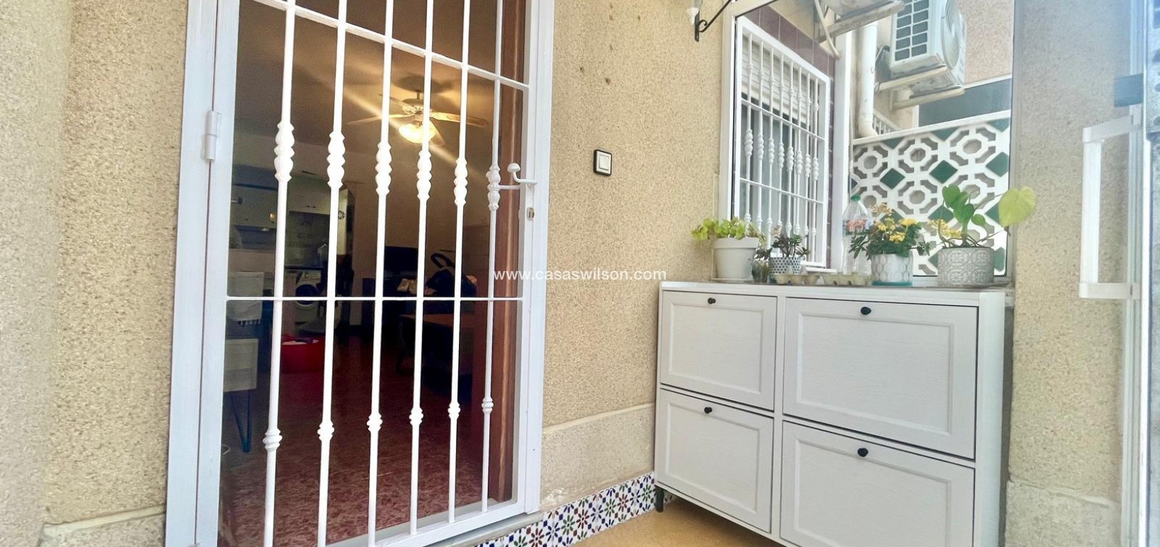 Sale - Bungalow - Torrevieja - Paraje Natural