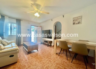Sale - Bungalow - Torrevieja - Paraje Natural