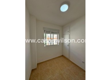 Venta - Apartamento - Torrevieja - Centro