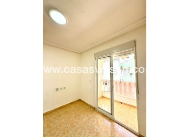 Venta - Apartamento - Torrevieja - Centro