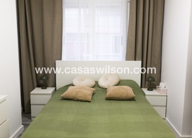 Venta - Apartamento - Torrevieja - Centro