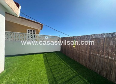 Sale - Townhouse - Torrevieja - 