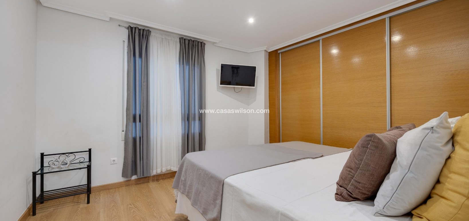Venta - Apartamento - Torrevieja - Centro