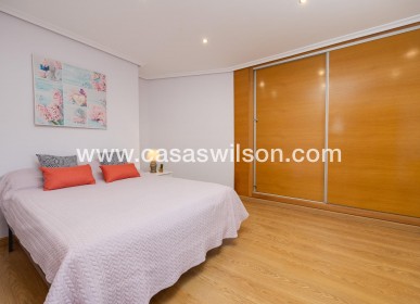 Venta - Apartamento - Torrevieja - Centro
