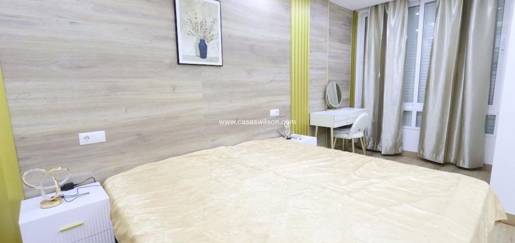 Sale - Apartment - Torrevieja - Costa Blanca
