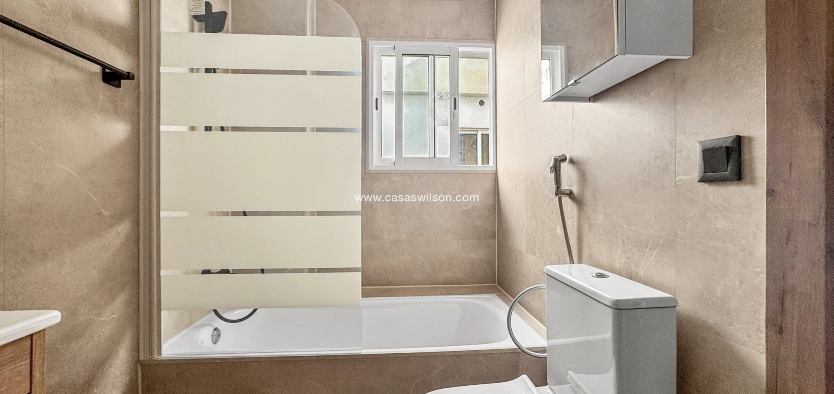 Sale - Appartement - Torrevieja