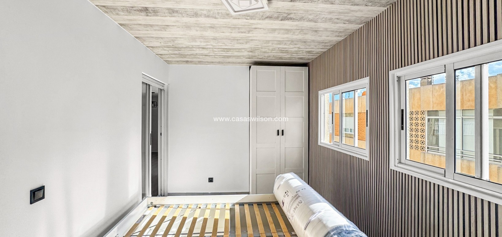 Sale - Appartement - Torrevieja