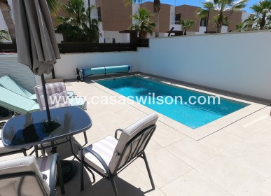 Sale - Villa - Algorfa - La Finca Golf