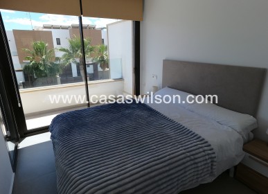 Sale - Villa - Algorfa - La Finca Golf
